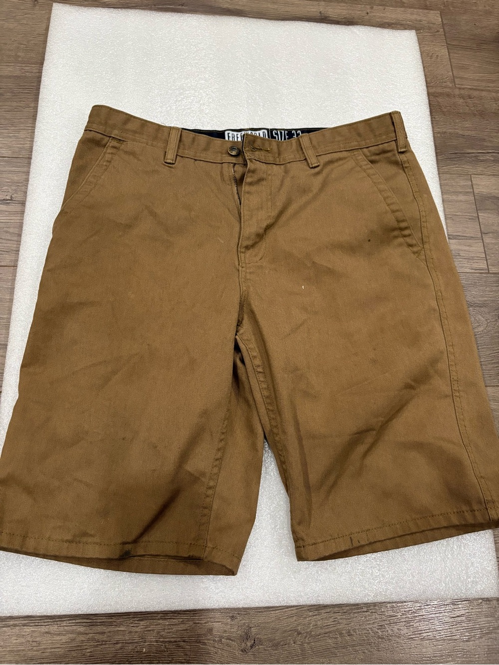Free world Men's Brown Chino Shorts